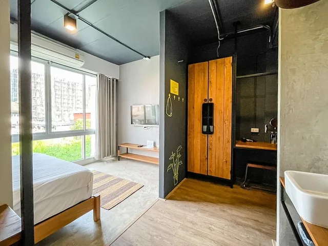 غرفة ديلوكس بسرير كوين، Bedgasm Hostel Chanthaburi 2/2