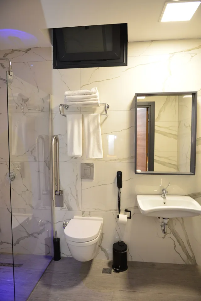 غرفة قياسية بسريرين منفصلين، Oasis Hotel 5/5