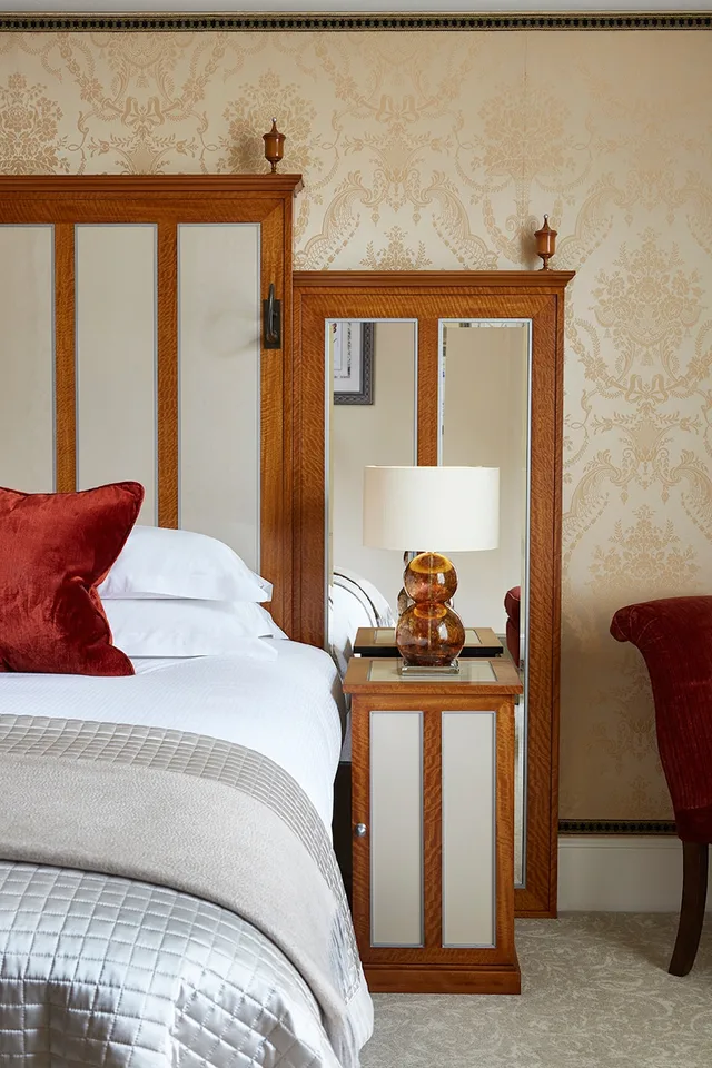 غرفة كلاسيكية مفردة، The Goring 1/3