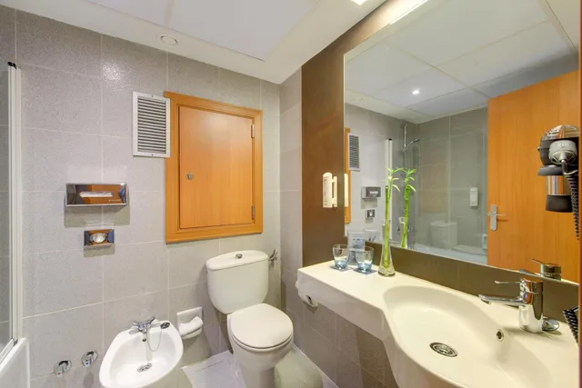 غرفة سوبيريور بسريرين منفصلين بشرفة، Tryp Cordoba Ex Tryp Los Gallos 6/10