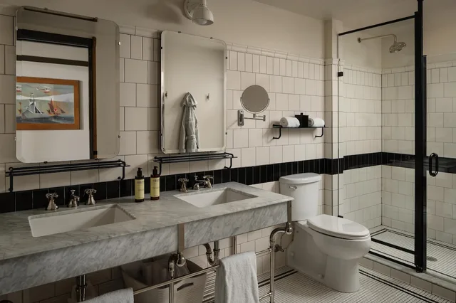 جناح جونيور بسرير كينج، Chicago Athletic Association 4/4