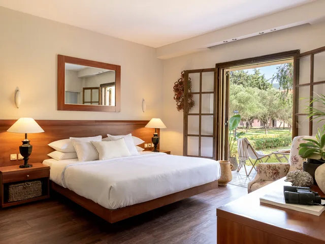 Family, Apartment, Garden and Garden View, Terrace، Grecotel LUXME Costa Botanica 1/5