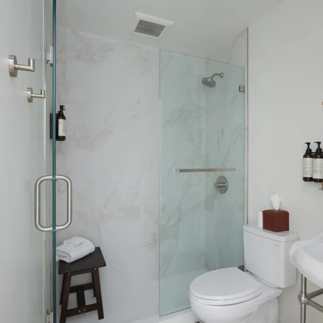 Skyline, Gaslamp, King Bed، Granger Hotel Gaslamp Quarter, a Member of Marriott Design Hotels 4/11