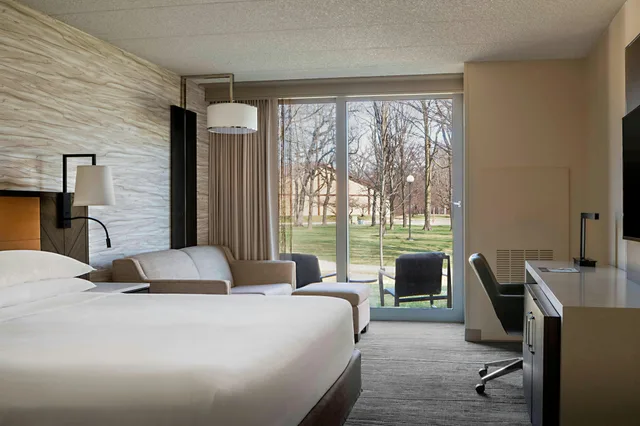 غرفة، Lincolnshire Marriott Resort 2/6