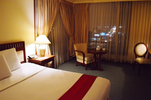 غرفة بريميير بسرير كينج، Grand Regal Hotel Davao 4/5