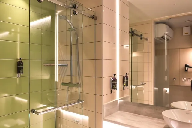 غرفة سوبيريور بسرير مزدوج، Hub By Premier Inn Edinburgh Haymarket - Adults Only 4/6