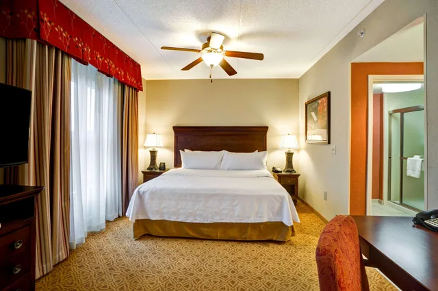 جناح استوديو بسرير كينج لذوي الإعاقة، Homewood Suites By Hilton Fredericksburg 1/4