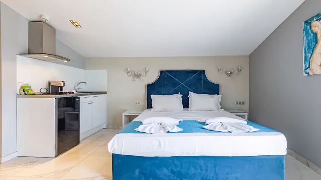 غرفة ديلوكس بسرير كوين، Art Boutique Hotel 4/10