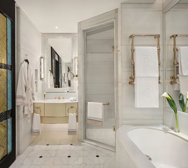 Bosphorus, Executive, Suite, King Bed, Balcony، The Peninsula Istanbul 2/2