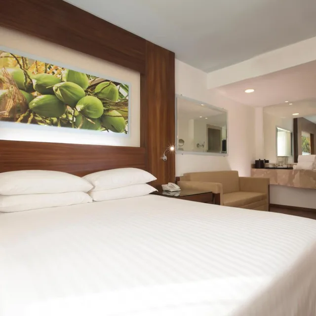 Standard, Queen Bed, Resort View، Krystal Grand Nuevo Vallarta All Inclusive 4/10