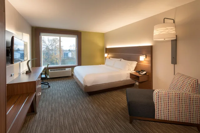 جناح، Holiday Inn Express Suites Seattle South Tukwila 1/1