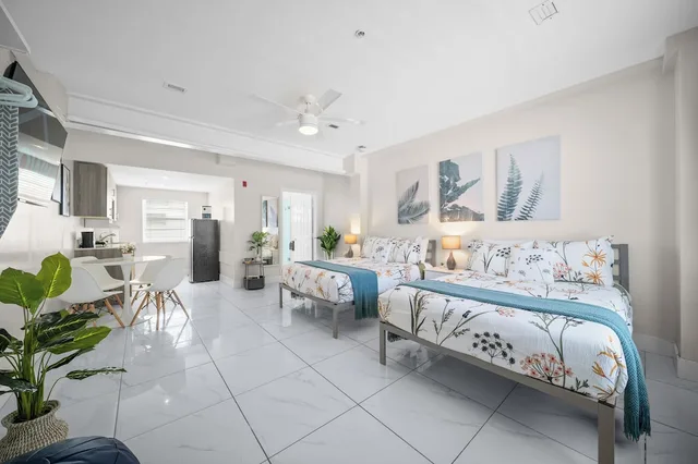 استوديو بريميوم بسريرين مزدوجين بمطبخ، Samantha Apartments by Lowkl 3/5