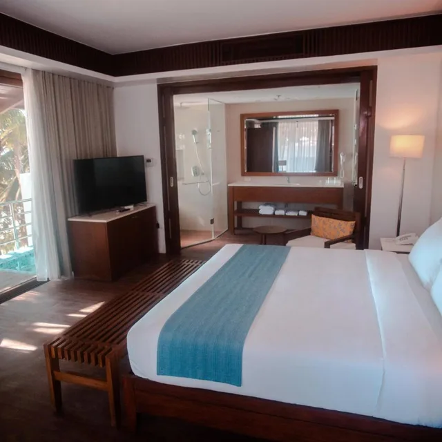 جناح، Mandarin White Sand Boracay 7/10