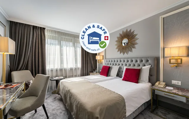 غرفة سوبيريور بسرير كوين، Royal Manotel 2/5