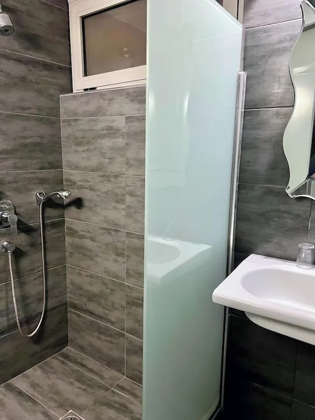 Urban Single، Rotonda Thessaloniki 7/7