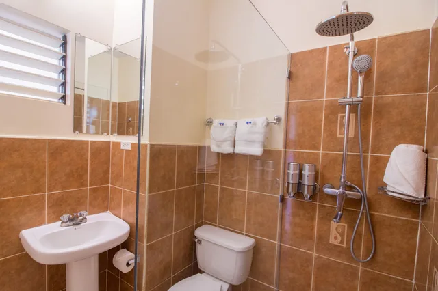 Standard, 2 Double Beds, Adult Only، Travellers Beach Resort 6/8