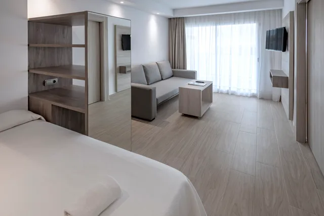 جناح جونيور، 4R Salou Park Resort II 3/7