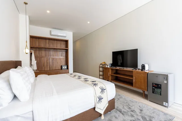 Grand, Horizon, Suite, King Bed، Tribhuwana Padma Lake Resort 9/10