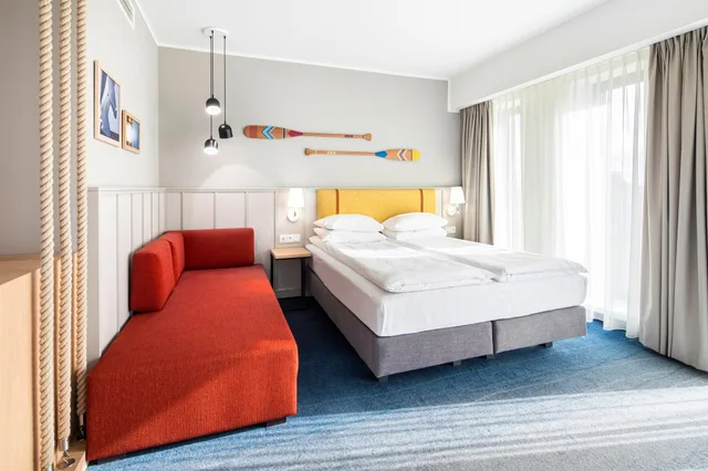 Standard, Double Bed, Holiday Inn Gdansk - City Centre 1/8