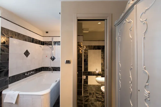 Deluxe, Suite, Queen Bed, Balcony, Hotel Serenella 9/10