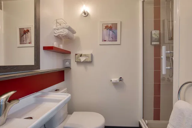 غرفة قياسية بسريرين منفصلين، Sure Hotel by Best Western Nantes Saint-Herblain 4/4