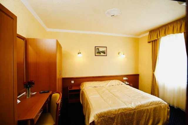 Vip, Suite، Hotel Korona Eger 2/6