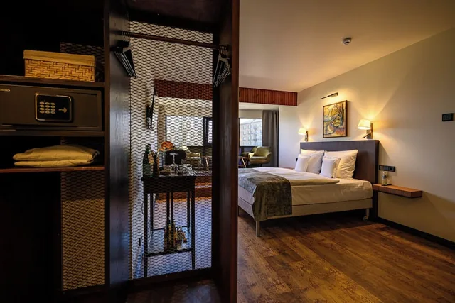 Prestige, Twin Beds, Promenade Hotel 3/7
