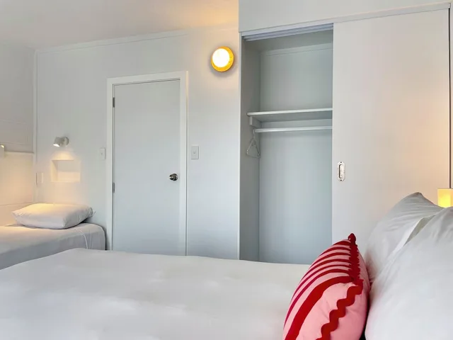 شقة بسرير كوين وسريرين فرديين بغرفتي نوم، Mt Eden Motel 2/5