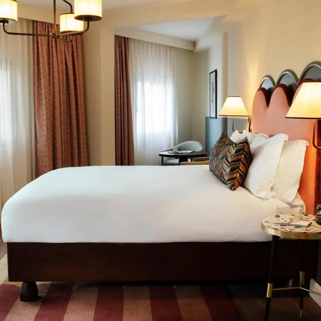 غرفة بريميوم بسرير كينج، The Hoxton Charlottenburg 2/5