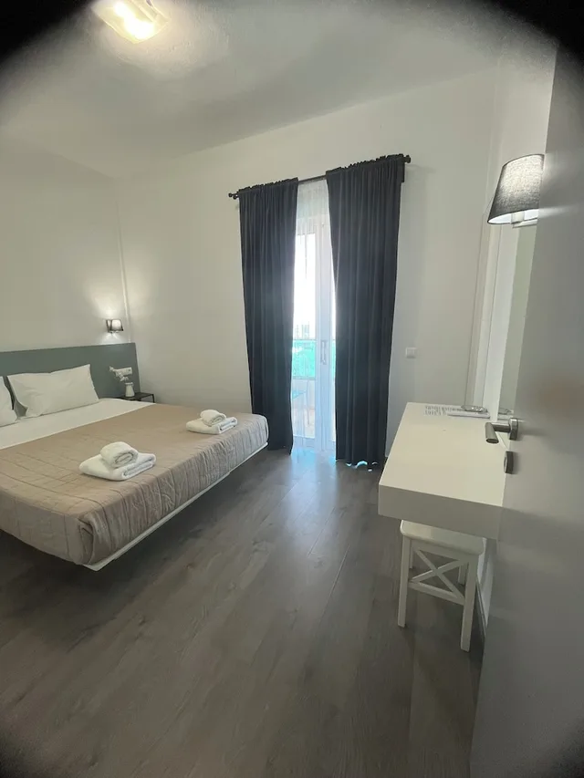 شقة بسرير كينج وسرير فردي بإطلالة على البحر بغرفة نوم واحدة، Aestas Apts 2/10