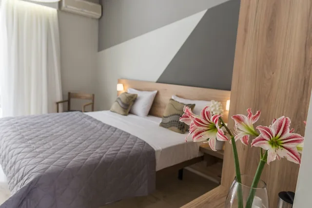 غرفة قياسية بسريرين منفصلين مع أريكة، Exotica Hotel and Spa by Zante Plaza 2/4