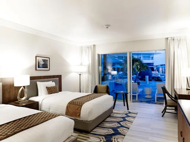 Club, 2 Double Beds, Pool Access، Lotte Hotel Guam 1/2