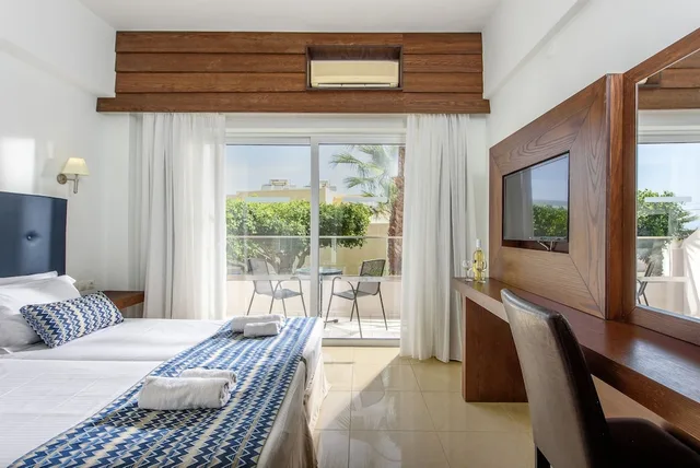 غرفة بسريرين منفصلين، Katrin Hotel and Bungalows 1/4