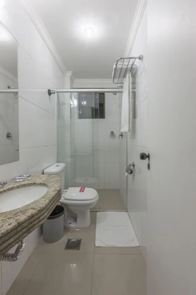 غرفة ثلاثية، ABBA HOTEL 3/3