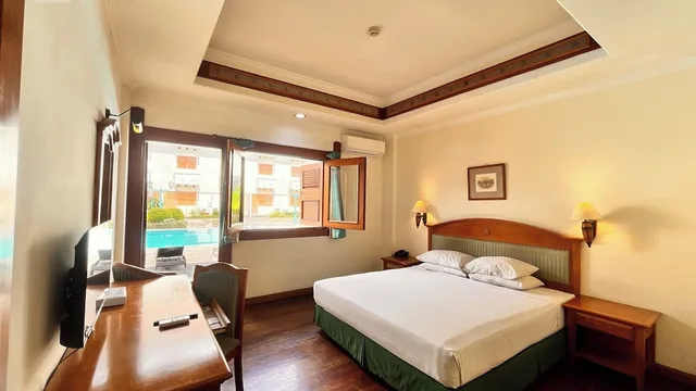 غرفة تنفيذية مفردة بسرير كينج، KRESNA HOTEL WONOSOBO 2/4