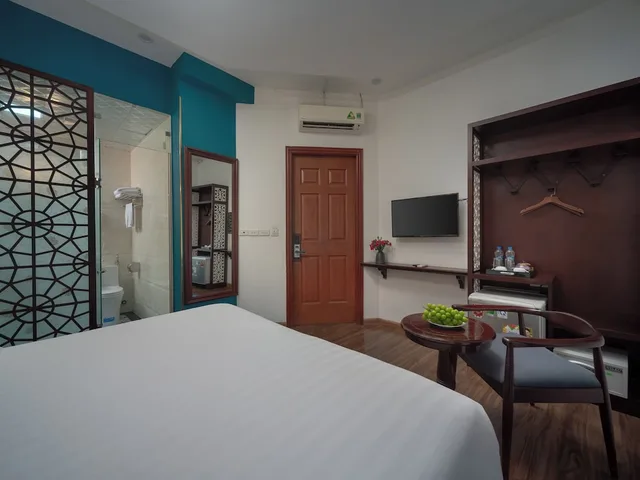 غرفة ديلوكس بسرير مزدوج أو سريرين منفصلين بإطلالة على المدينة لذوي الإعاقة، HANOI CHIC BOUTIQUE HOTEL 6/10
