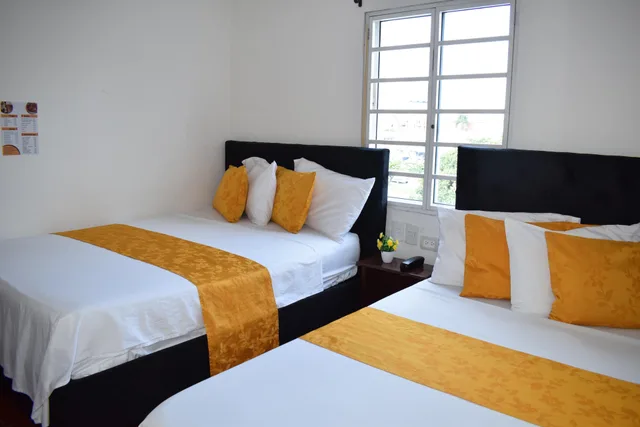 غرفة قياسية بسريرين منفصلين، Hotel Avenida 3 Real 4/7