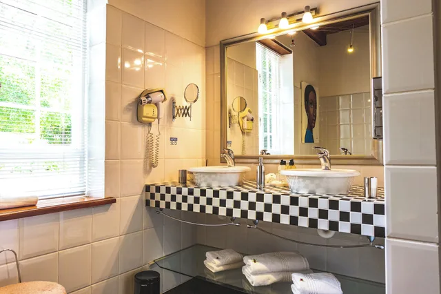 Luxury, Double or Twin Bed, Rothman Manor Guest House 3/4