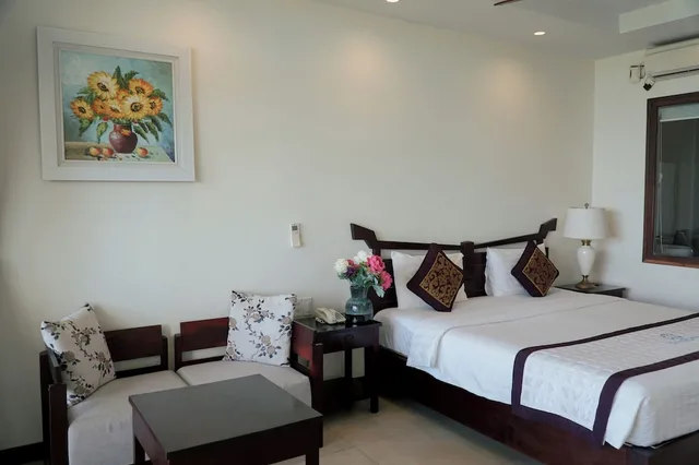 غرفة قياسية بسرير كينج بإطلالة على الحديقة، Tropicana Resort 1/10