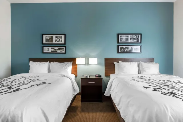غرفة رباعية بسريرين كوين، Sleep Inn & Suites West Des Moines near Jordan Creek 1/5
