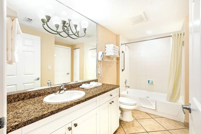 1 Bedroom, Suite, Queen Bed, Vacation Village At Weston 8/9