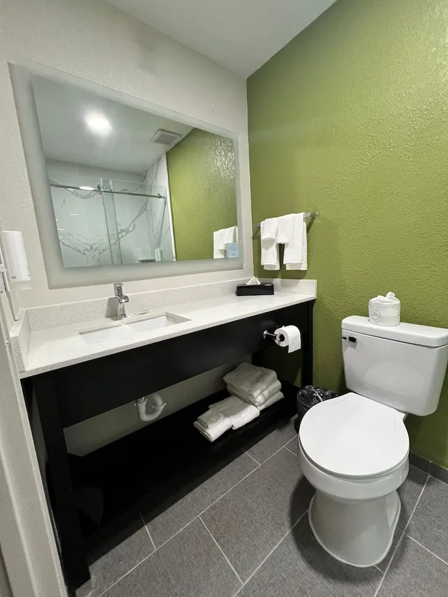 غرفة قياسية بسرير كينج، Sleep Inn & Suites Salina I-135 4/5