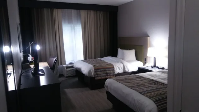 جناح بسريرين كوين بغرفة نوم واحدة، Country Inn Suites By Radisson Roanoke Va 4/10