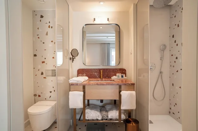 غرفة سوبيريور بسرير كينج بإطلالة على البحر، Amadria Park Grand Hotel 4 Opatijska Cvijeta 8/10