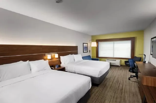 جناح لذوي الإعاقة، Holiday Inn Express Suites West Des Moines Jordan Creek 1/3