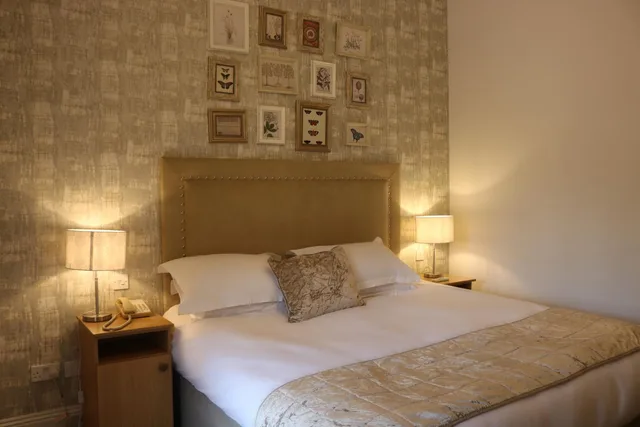 Family, 4 Double Beds, Bartley Lodge Hotel 4/10