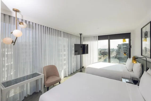 Hollywood, Double Bed، The Godfrey Hotel Hollywood 1/3