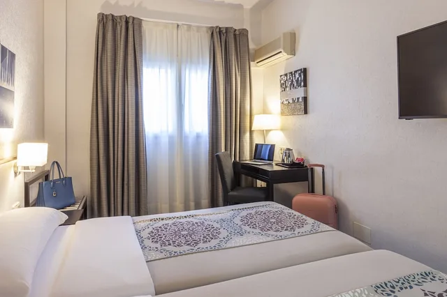 غرفة بسريرين منفصلين، Macia Plaza 5/10