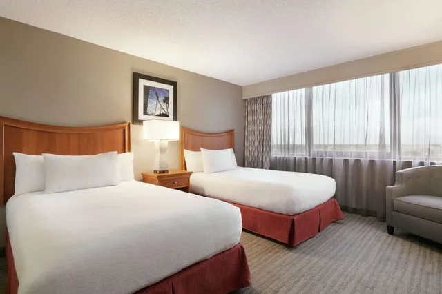 جناح ركني بسريرين مزدوجين، Embassy Suites by Hilton Orlando International Drive ICON Park 1/9