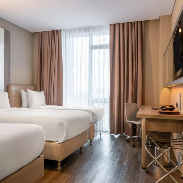 Room, Twin Beds, Smoking, Ramada Encore By Wyndham Bayrampasa 7/10